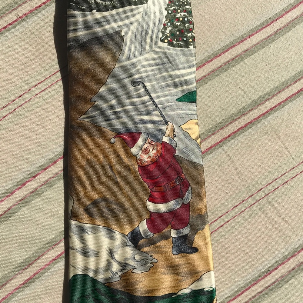 Santa golfing novelty necktie